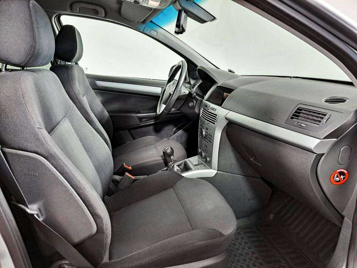 Купить Opel Astra, 2013, 185 500 км.. Фото: #9