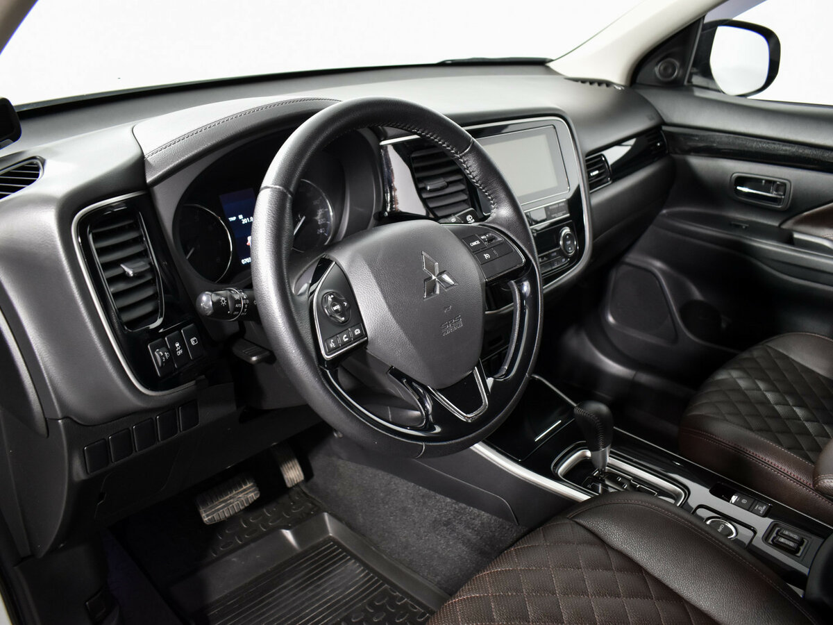Купить Mitsubishi Outlander, 2019, 70 374 км.. Фото: #6