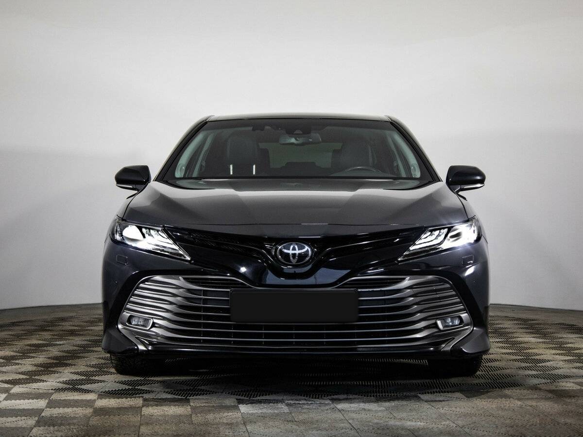 Купить Toyota Camry, 2018, 126 806 км.. Фото: #1