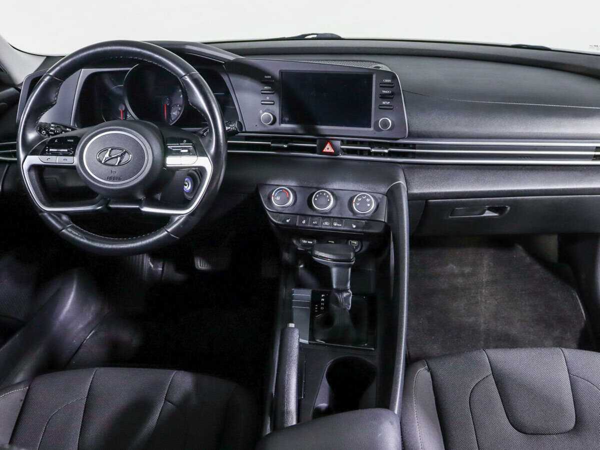 Купить Hyundai Elantra, 2021, 64 564 км.. Фото: #11