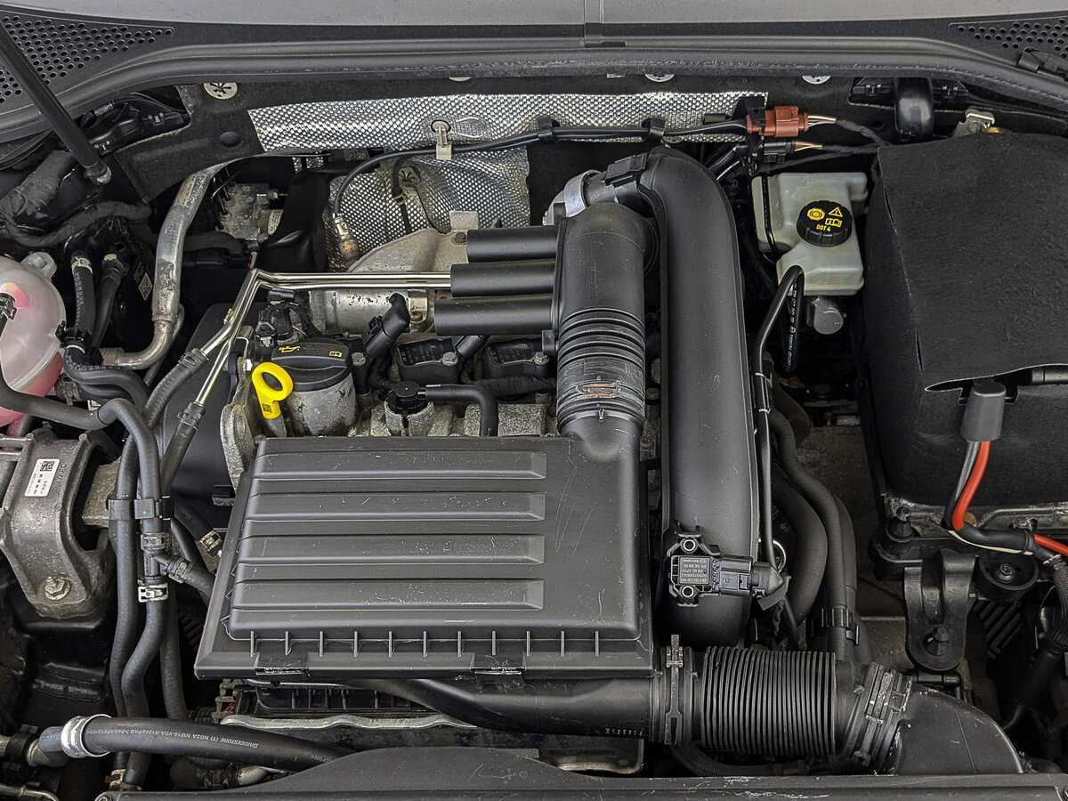 Купить Volkswagen Passat, 2016, 135 253 км.. Фото: #8