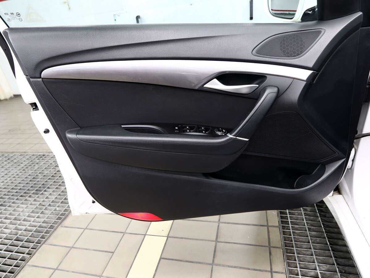 Купить Hyundai i40, 2014, 111 000 км.. Фото: #7