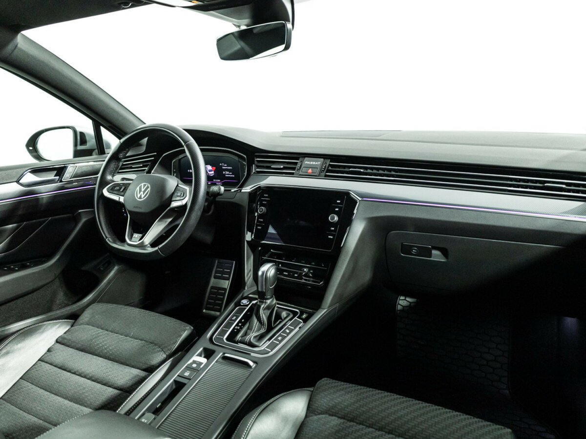 Купить Volkswagen Passat, 2021, 106 606 км.. Фото: #8