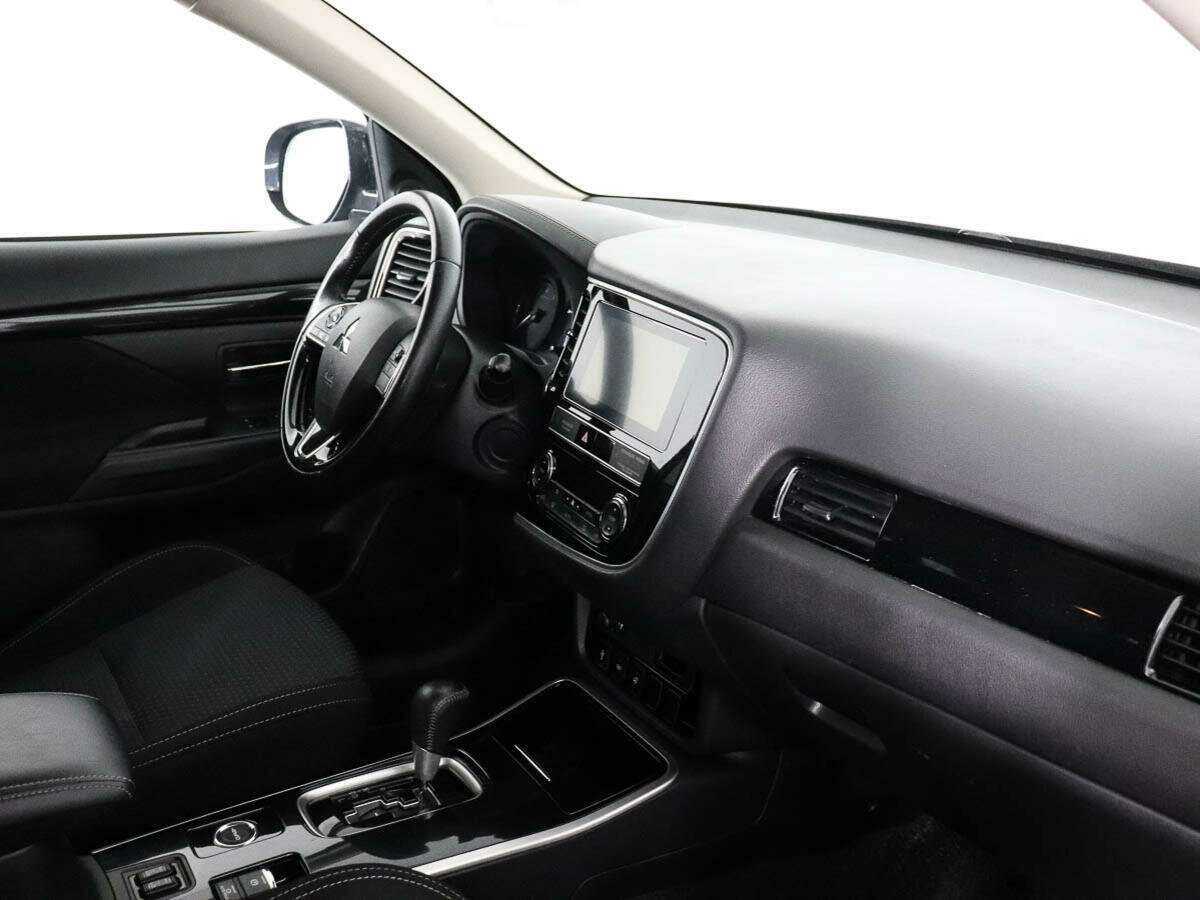 Купить Mitsubishi Outlander, 2018, 142 656 км.. Фото: #6