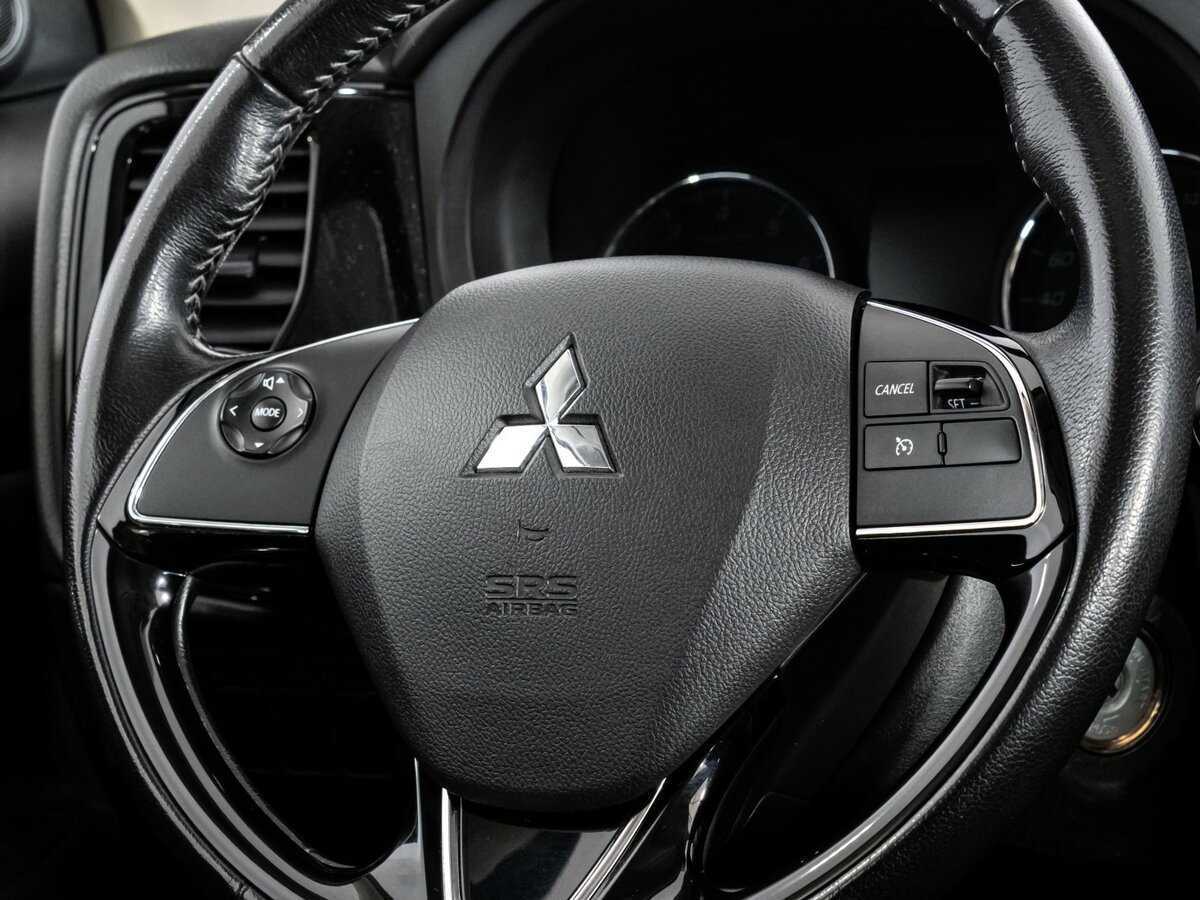 Купить Mitsubishi Outlander, 2018, 126 019 км.. Фото: #9