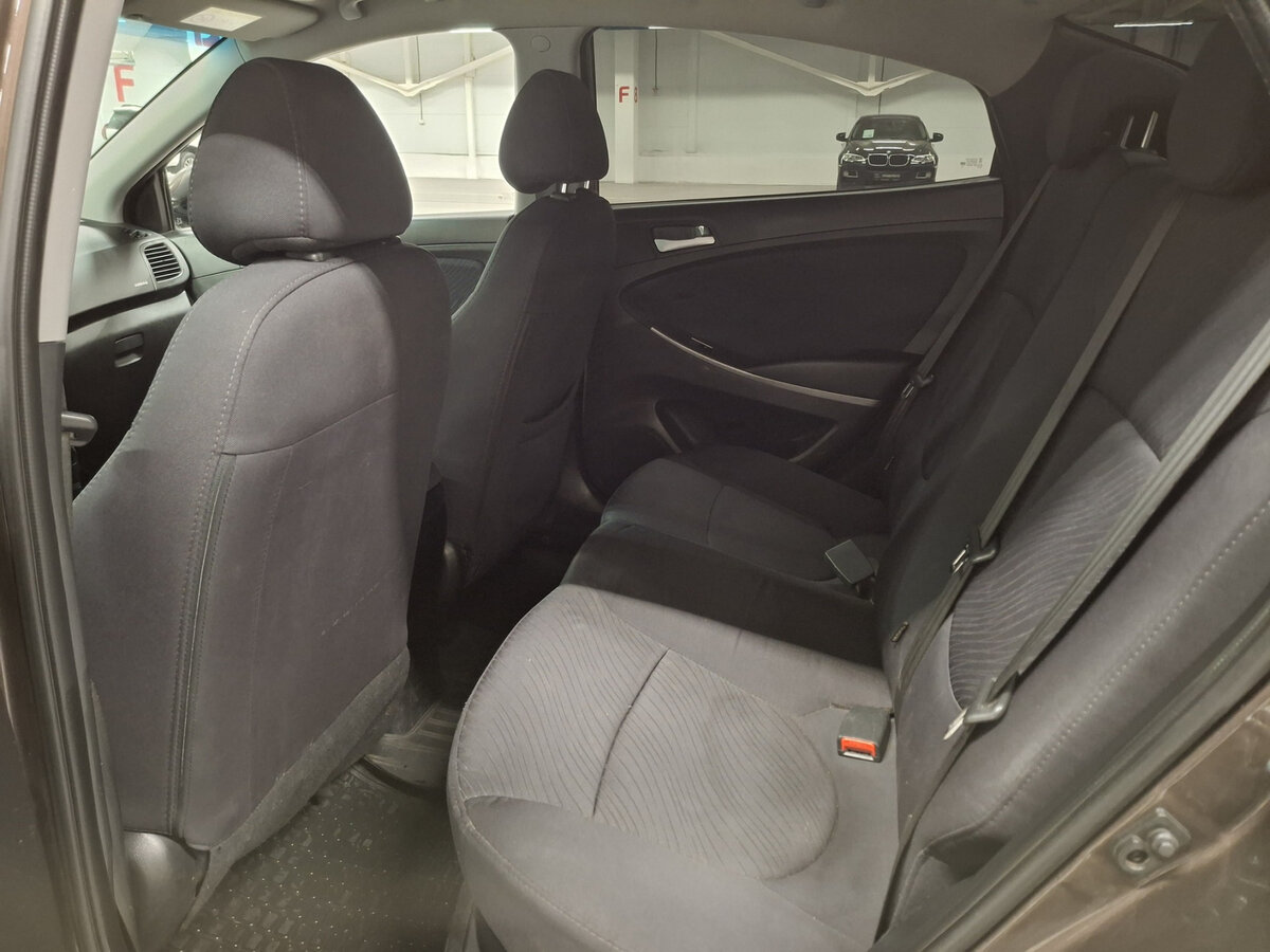 Купить Hyundai Solaris, 2015, 176 418 км.. Фото: #11