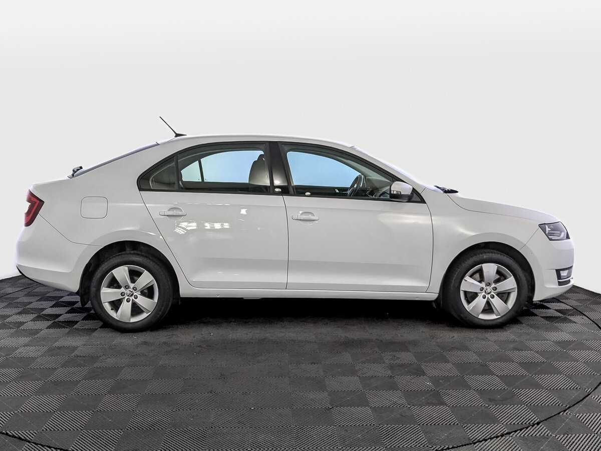 Купить Skoda Rapid, 2018, 59 140 км.. Фото: #3