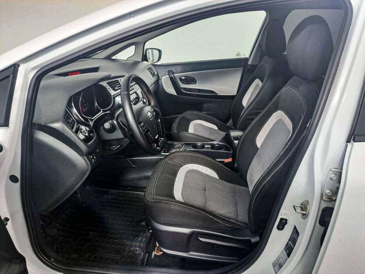 Купить Kia Ceed, 2012, 327 948 км.. Фото: #9