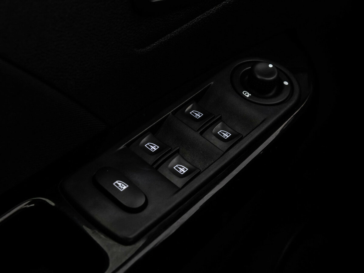 Купить Renault Kaptur, 2016, 68 799 км.. Фото: #13