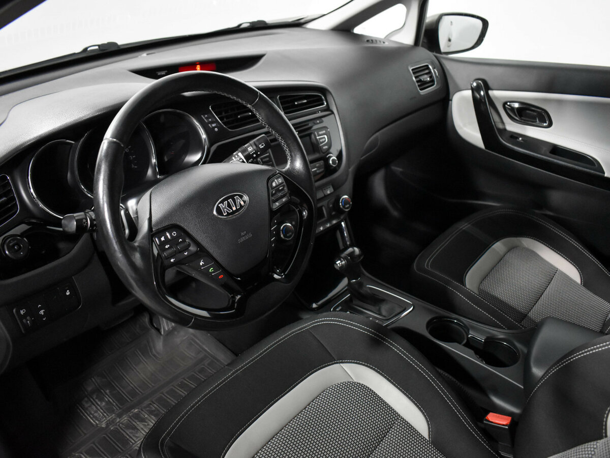 Купить Kia Ceed, 2012, 80 486 км.. Фото: #8