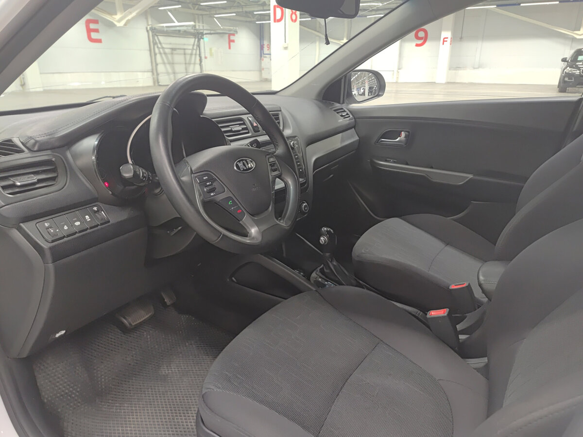 Купить Kia Rio, 2016, 185 315 км.. Фото: #15