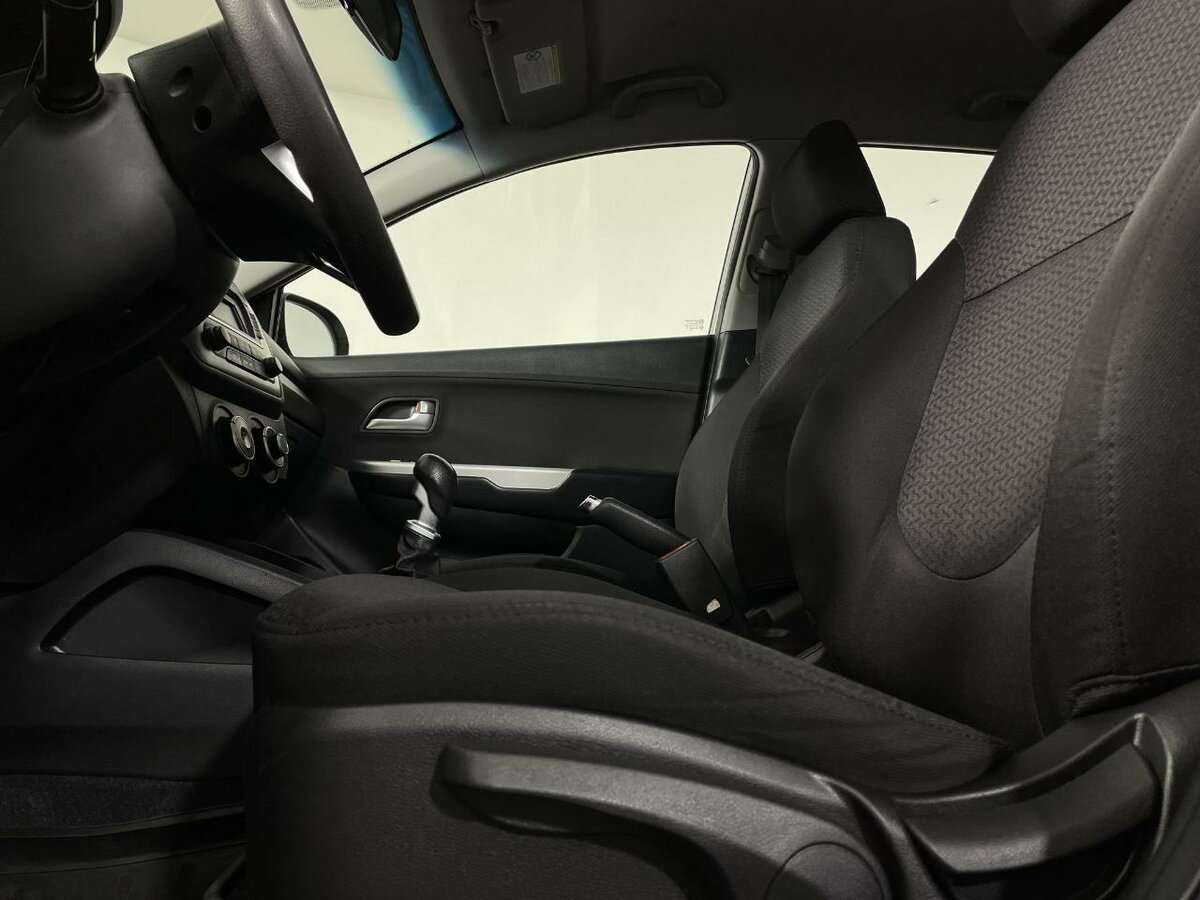 Купить Kia Rio, 2013, 148 544 км.. Фото: #9