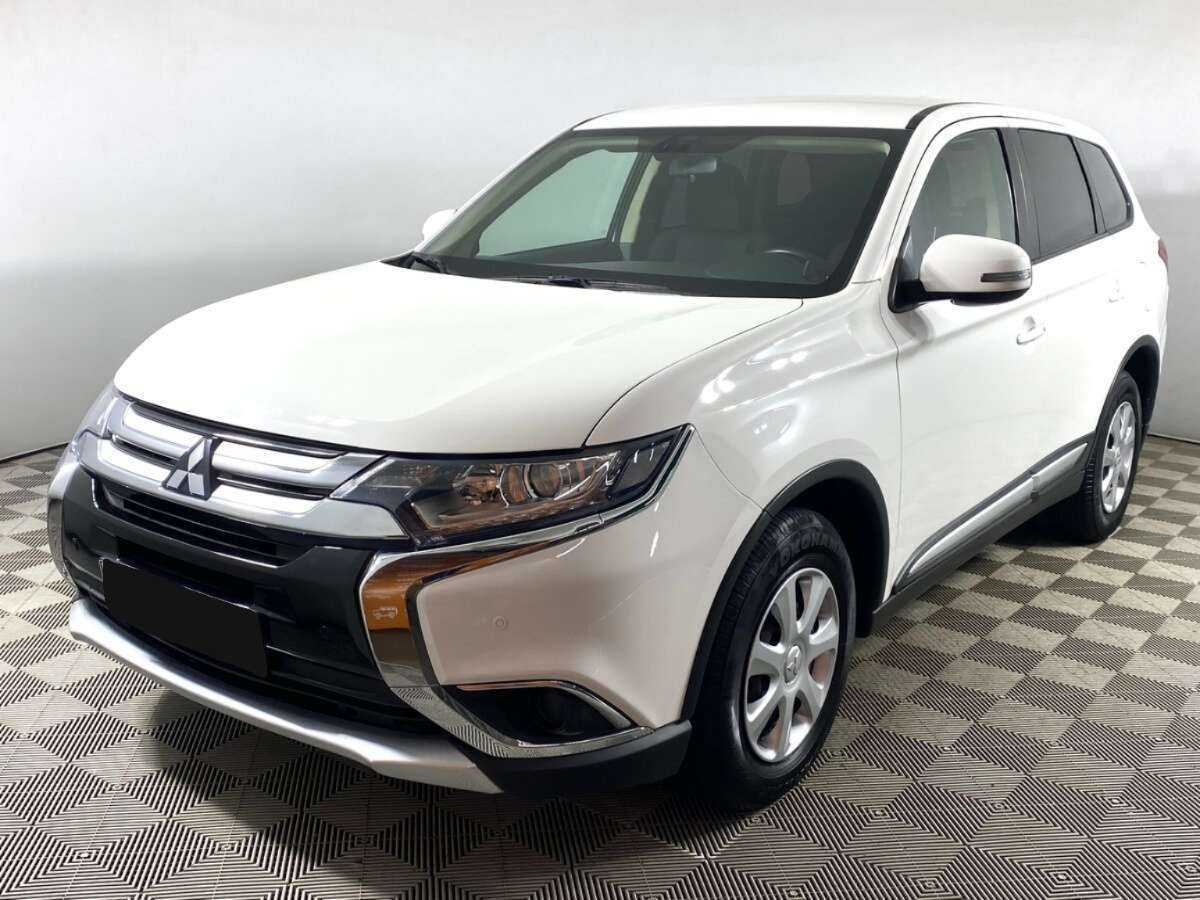 Купить Mitsubishi Outlander, 2017, 105 000 км.. Посмотреть фото