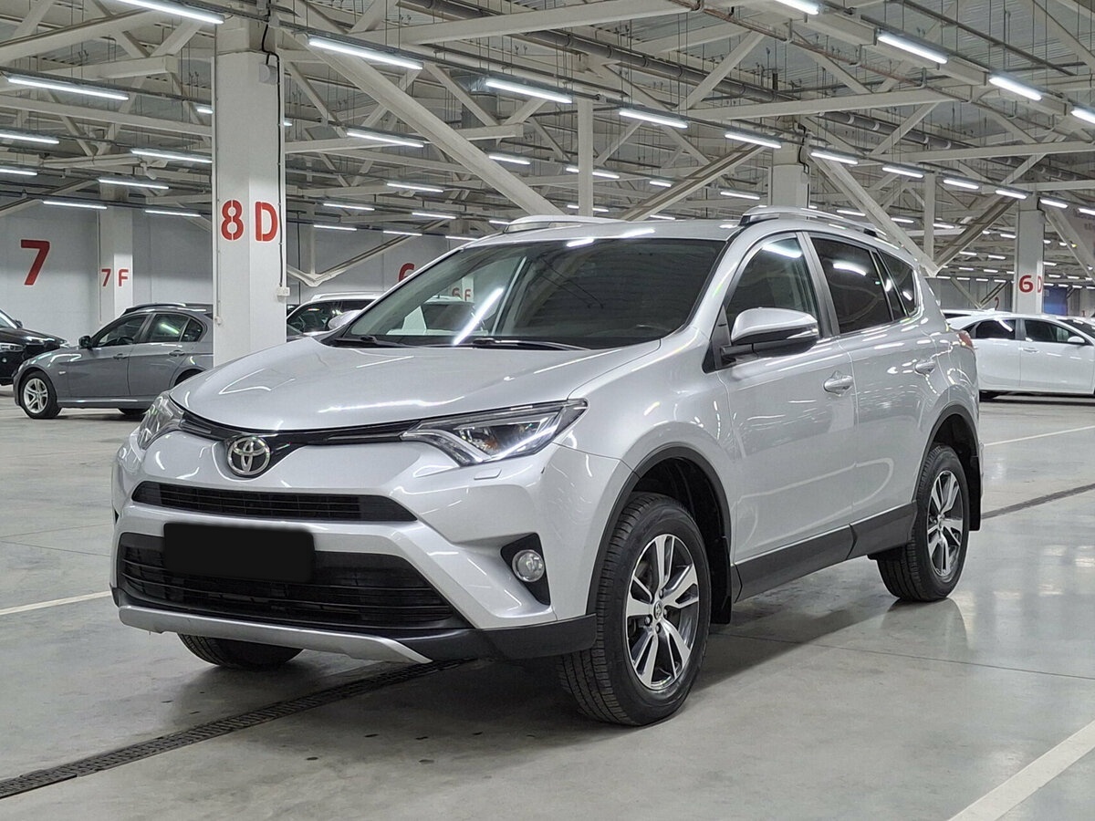 Купить Toyota RAV4, 2019, 114 654 км.. Посмотреть фото