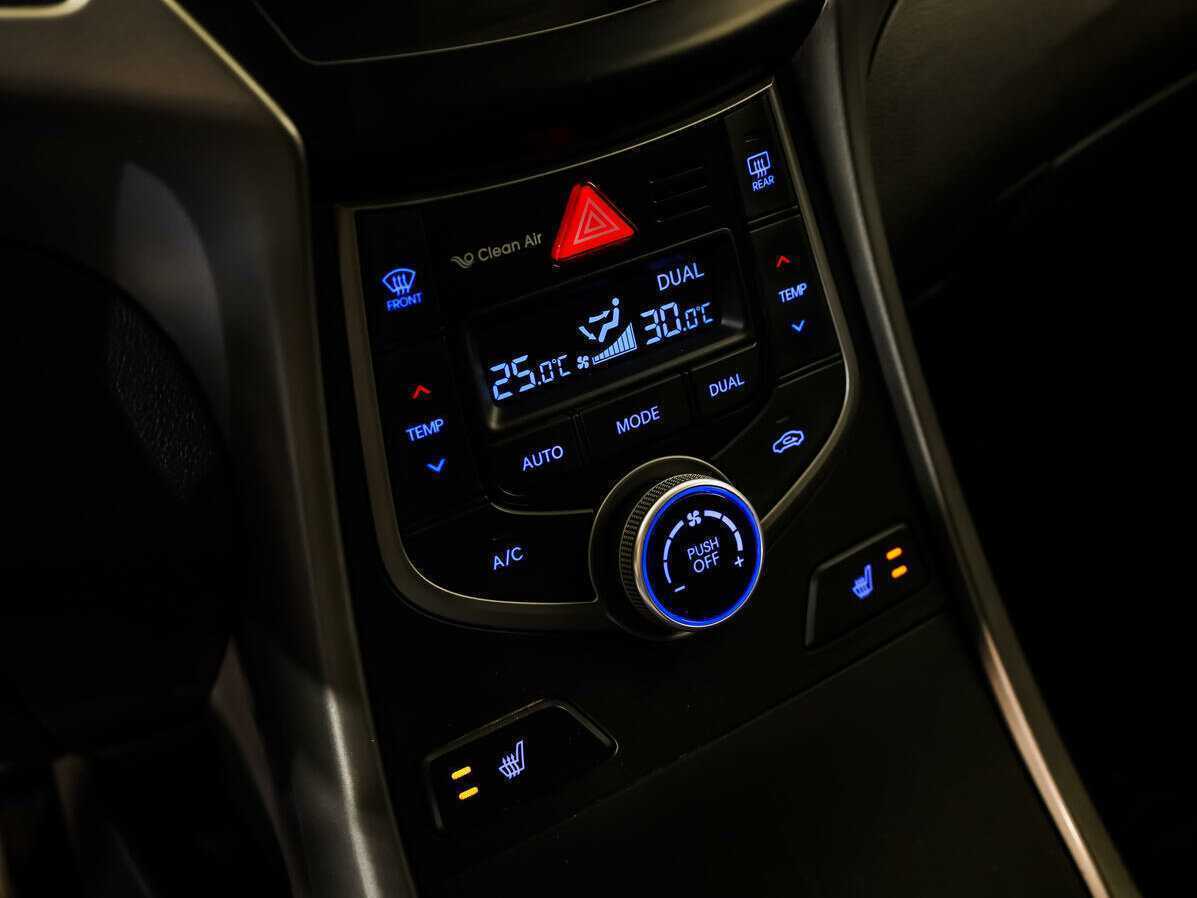 Купить Hyundai Elantra, 2015, 137 566 км.. Фото: #13