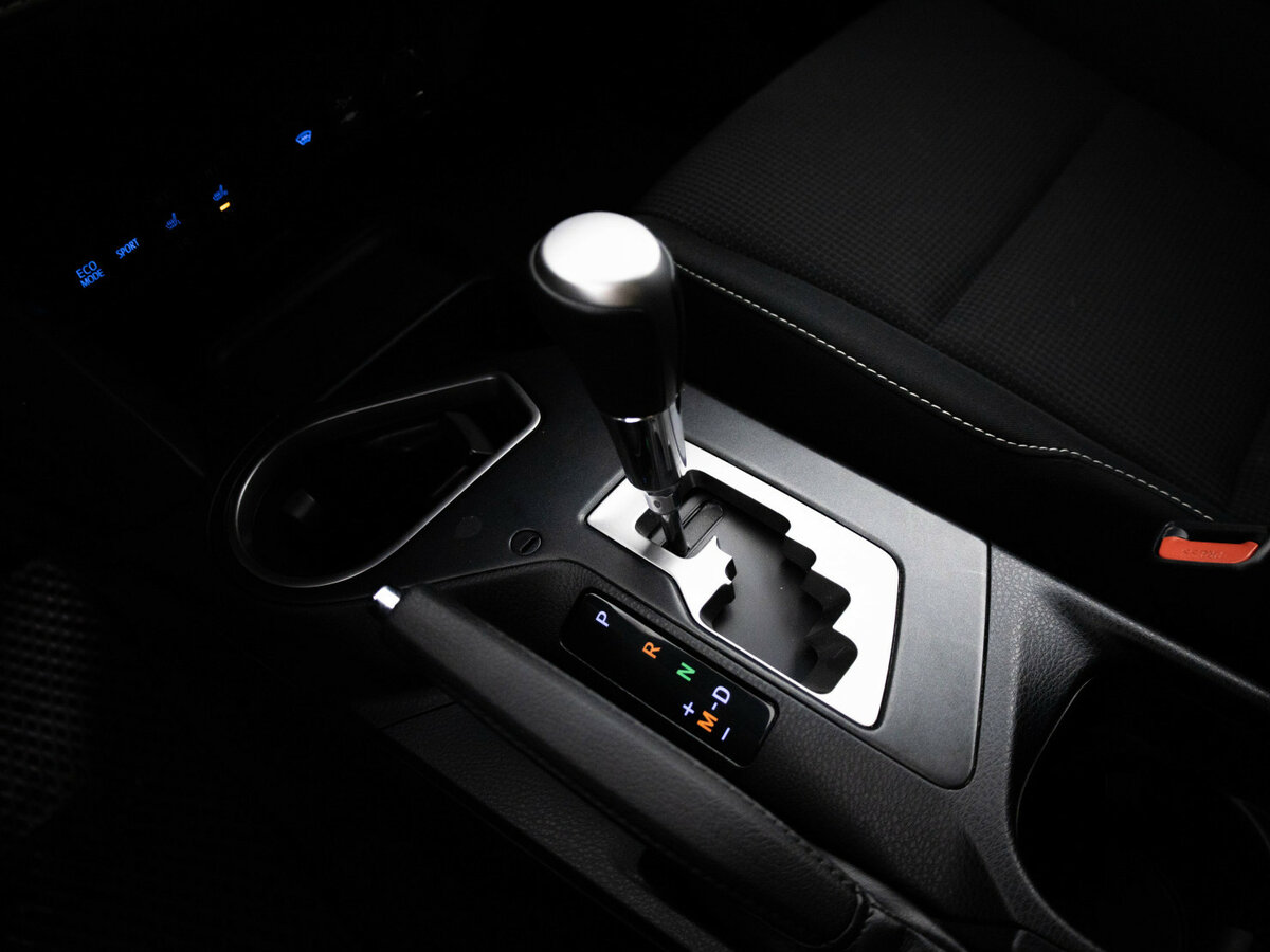 Купить Toyota RAV4, 2019, 97 801 км.. Фото: #6
