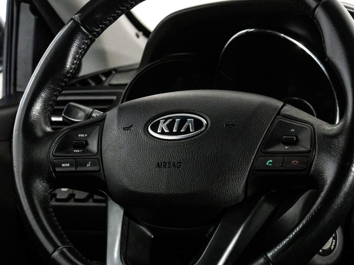 Купить Kia Rio, 2012, 179 000 км.. Фото: #9