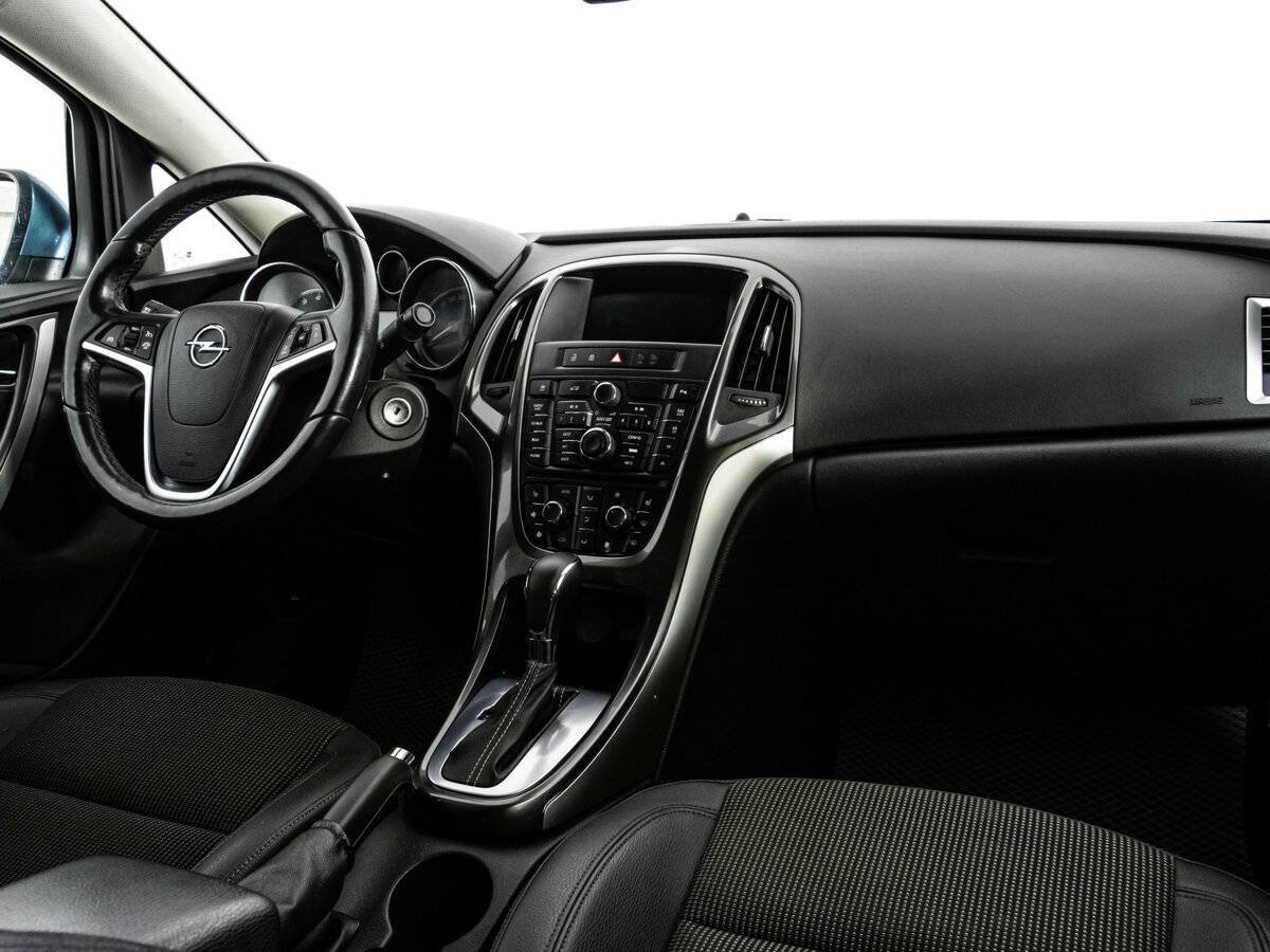 Купить Opel Astra, 2012, 180 792 км.. Фото: #6