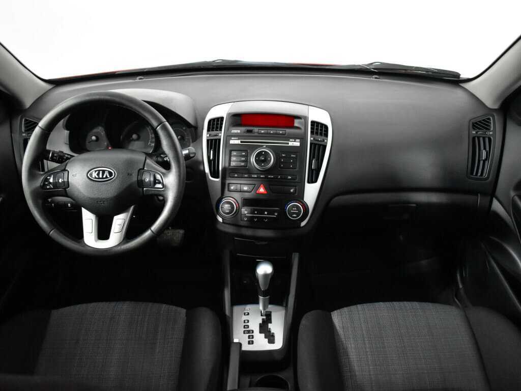 Купить Kia Ceed, 2012, 347 830 км.. Фото: #11