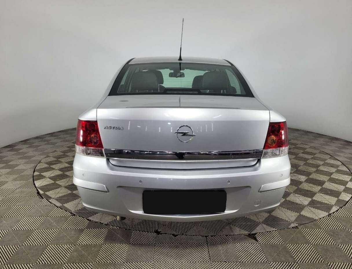 Купить Opel Astra, 2012, 117 000 км.. Фото: #2
