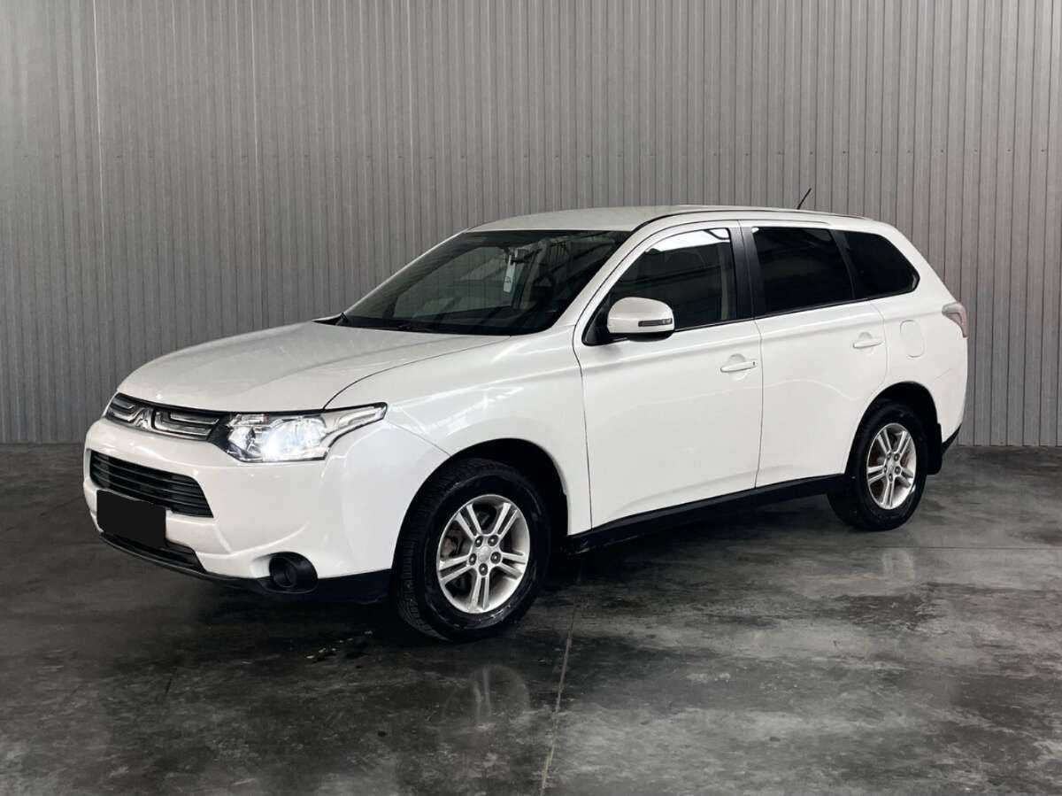 Купить Mitsubishi Outlander, 2013, 193 026 км.. Посмотреть фото