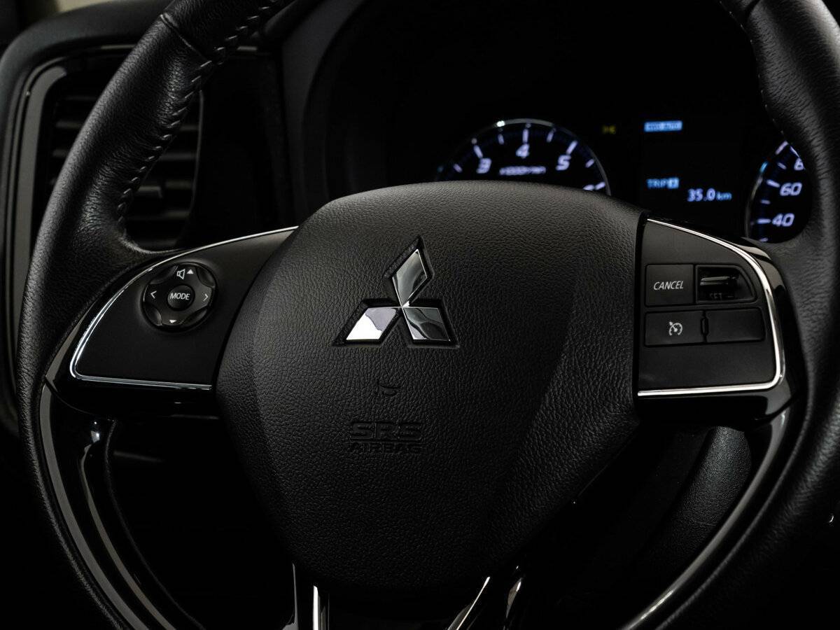 Купить Mitsubishi Outlander, 2019, 56 706 км.. Фото: #9