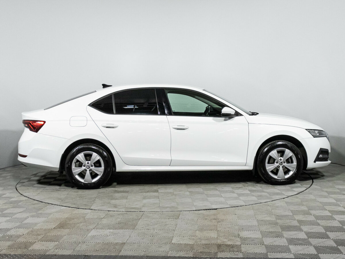 Купить Skoda Octavia, 2021, 94 931 км.. Фото: #3