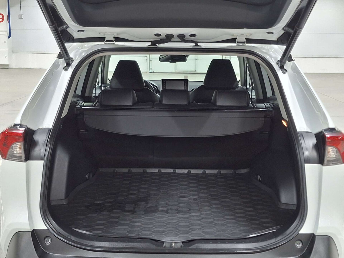 Купить Toyota RAV4, 2021, 92 501 км.. Фото: #9