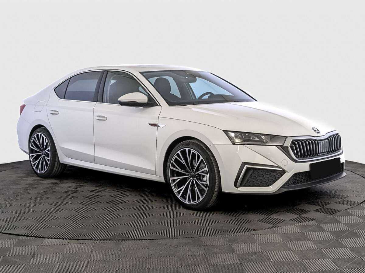 Купить Skoda Octavia, 2023, 10 780 км.. Фото: #2