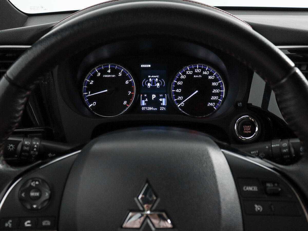 Купить Mitsubishi Outlander, 2020, 71 279 км.. Фото: #17
