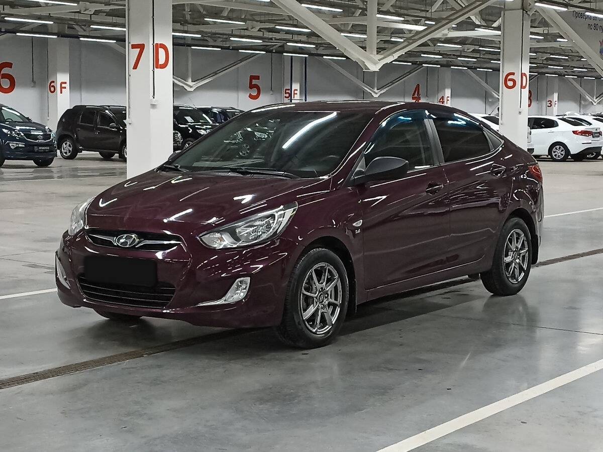 Купить Hyundai Solaris, 2013, 174 381 км.. Посмотреть фото