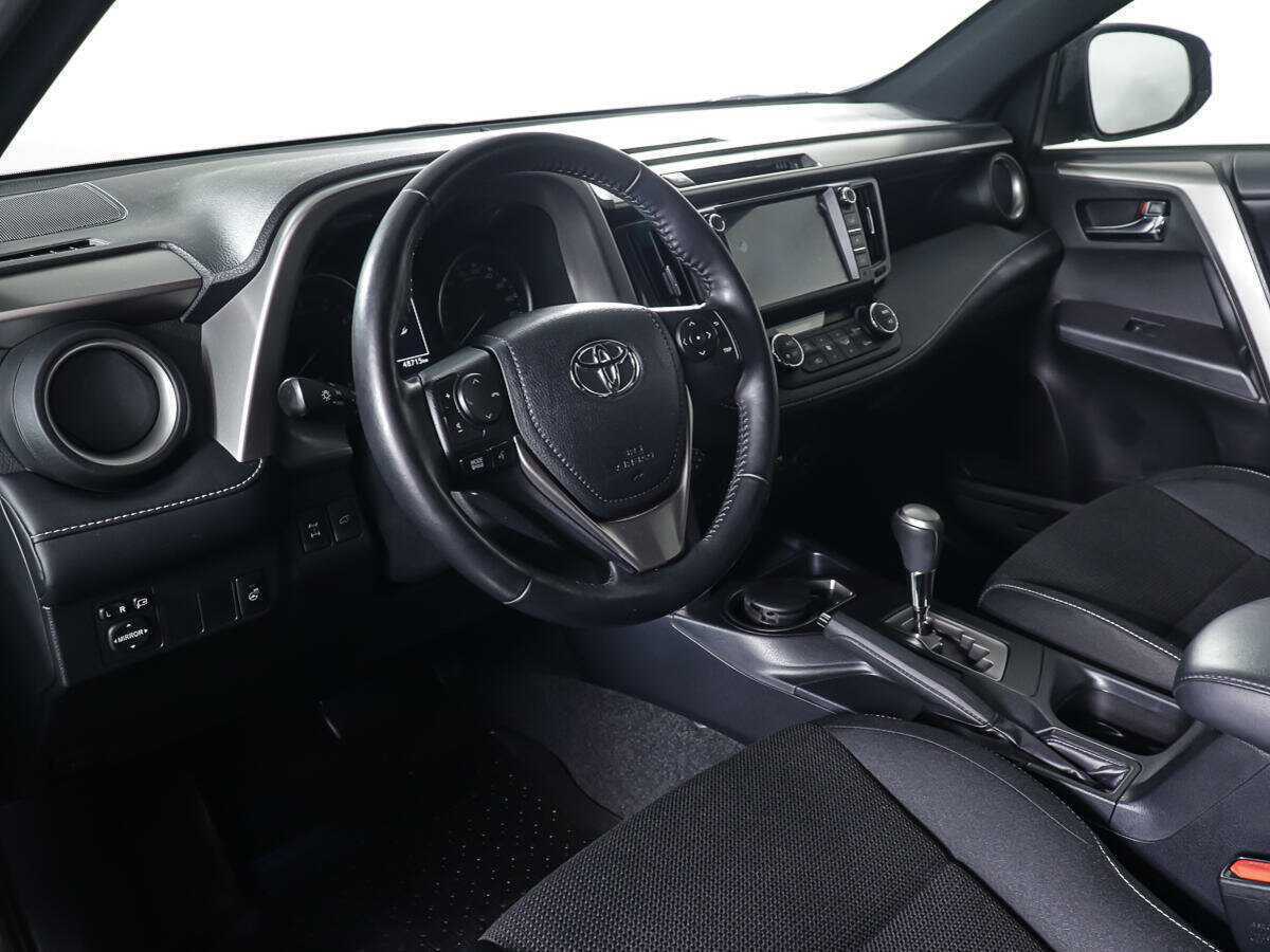 Купить Toyota RAV4, 2018, 48 714 км.. Фото: #11