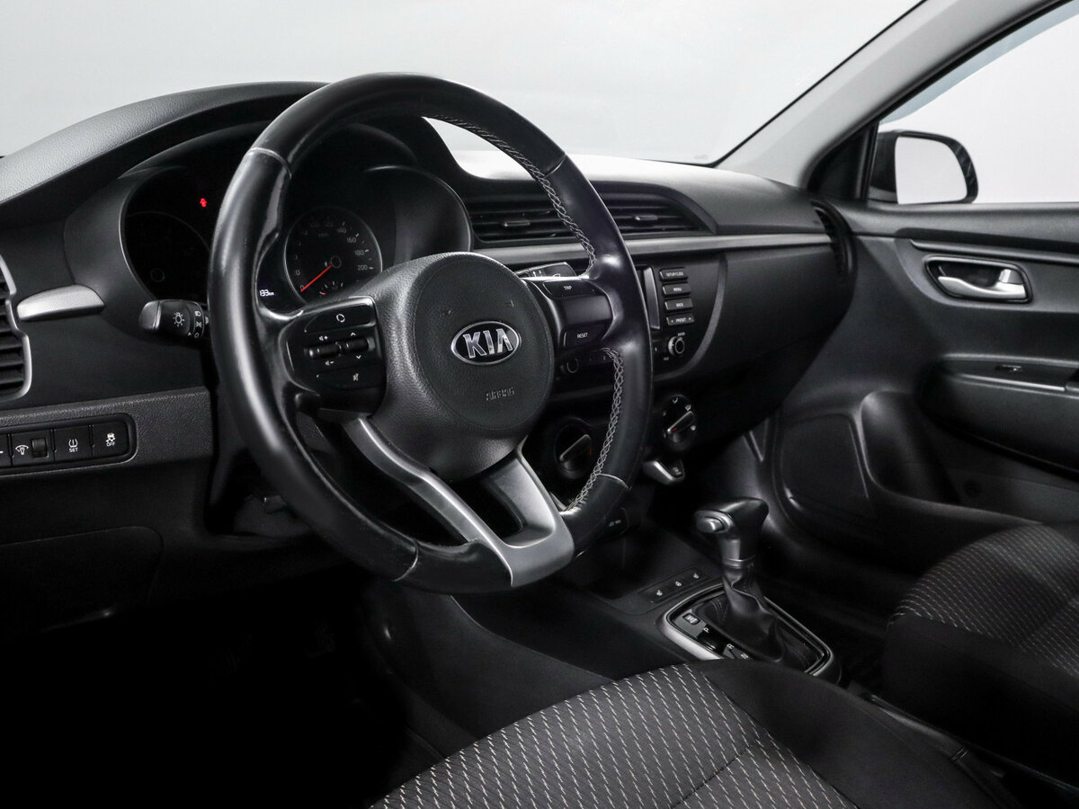 Купить Kia Rio, 2017, 124 129 км.. Фото: #10