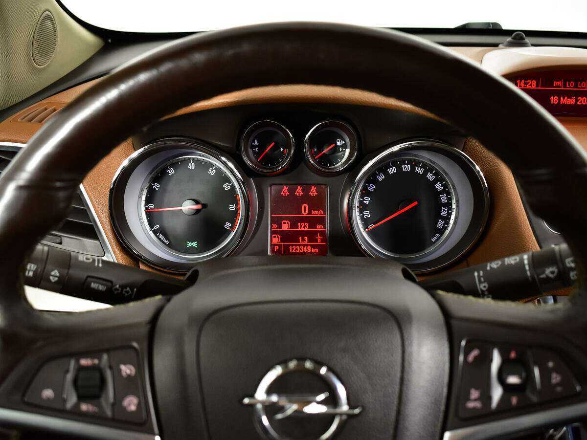 Купить Opel Mokka, 2013, 123 348 км.. Фото: #10
