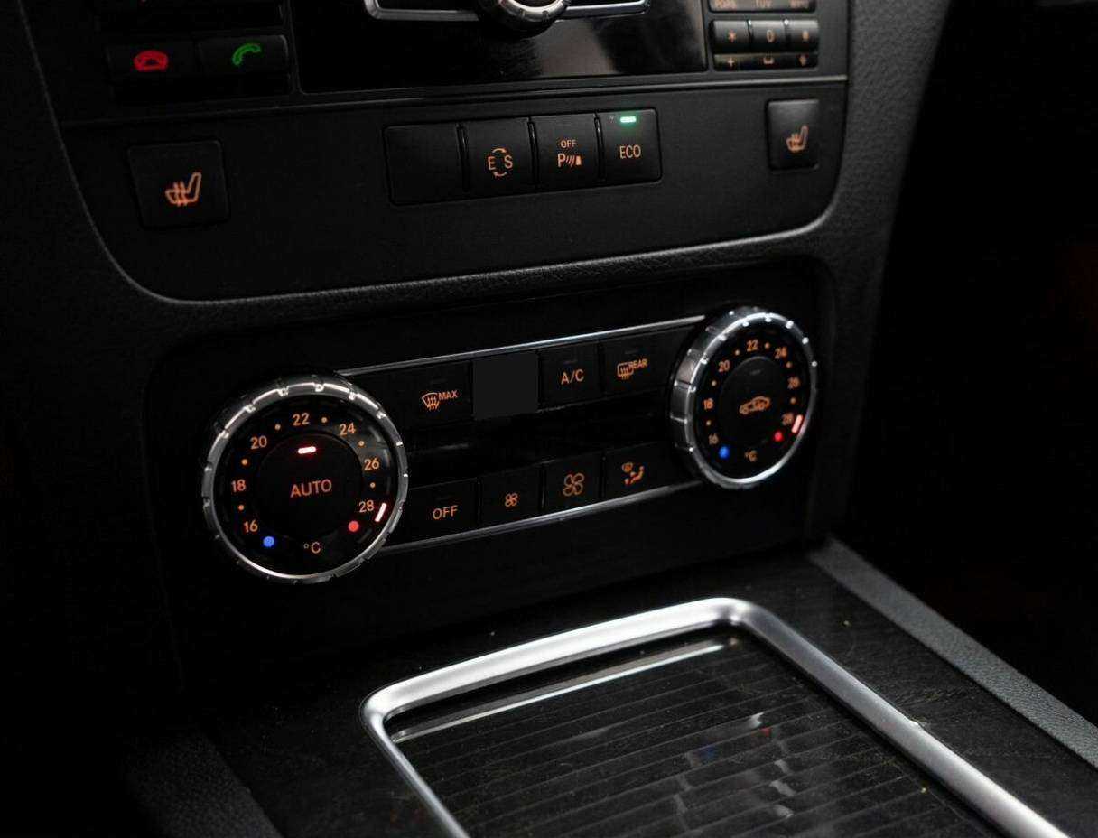 Купить Mercedes-Benz GLK-Класс, 2013, 222 215 км.. Фото: #9