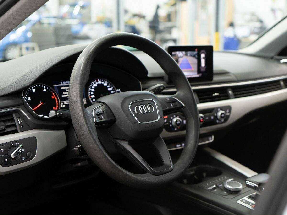 Купить Audi A4, 2019, 165 460 км.. Фото: #4