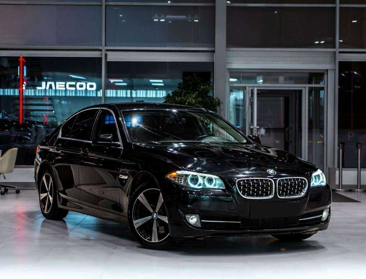 Купить BMW 5 серии, 2013, 229 600 км.. Фото: #1