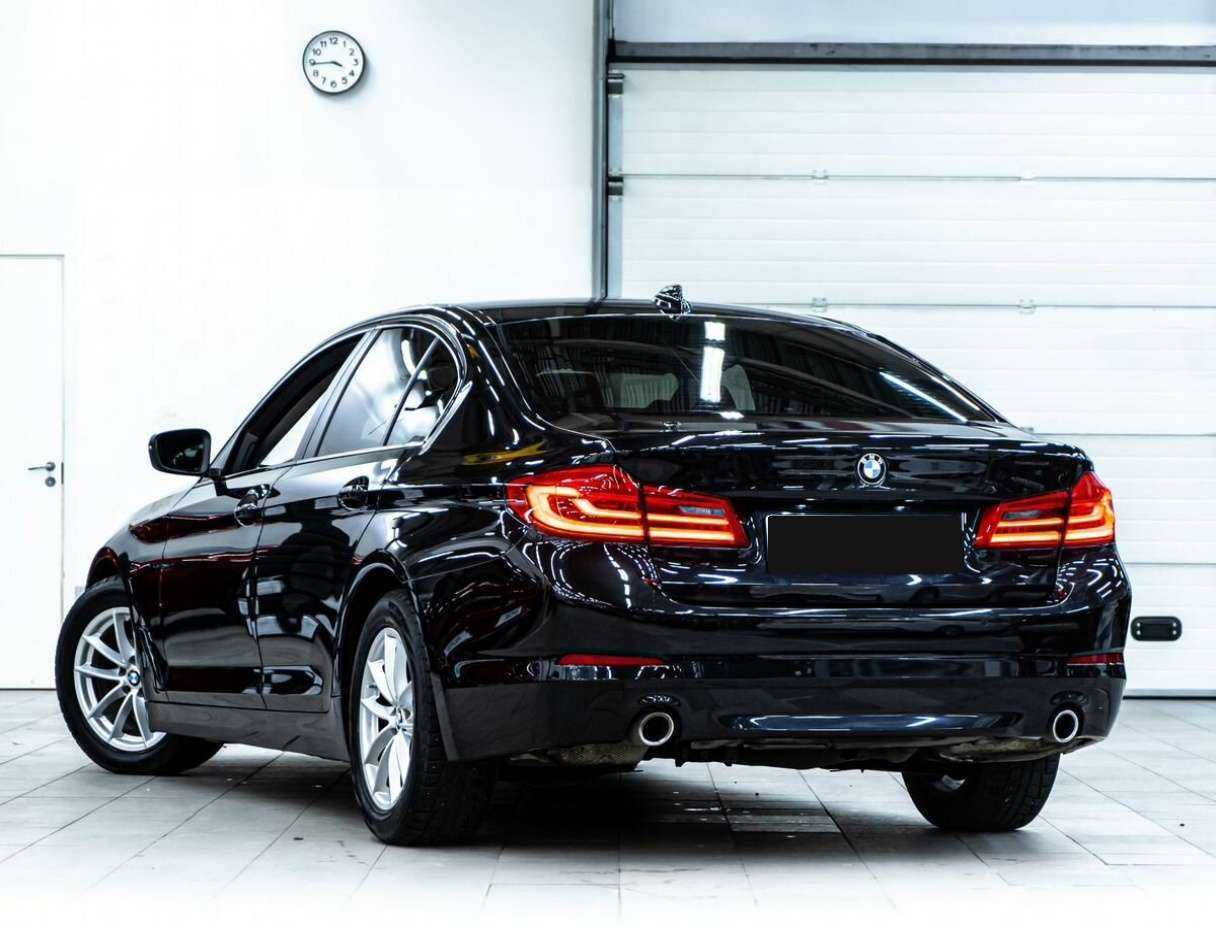 Купить BMW 5 серии, 2019, 146 239 км.. Фото: #3