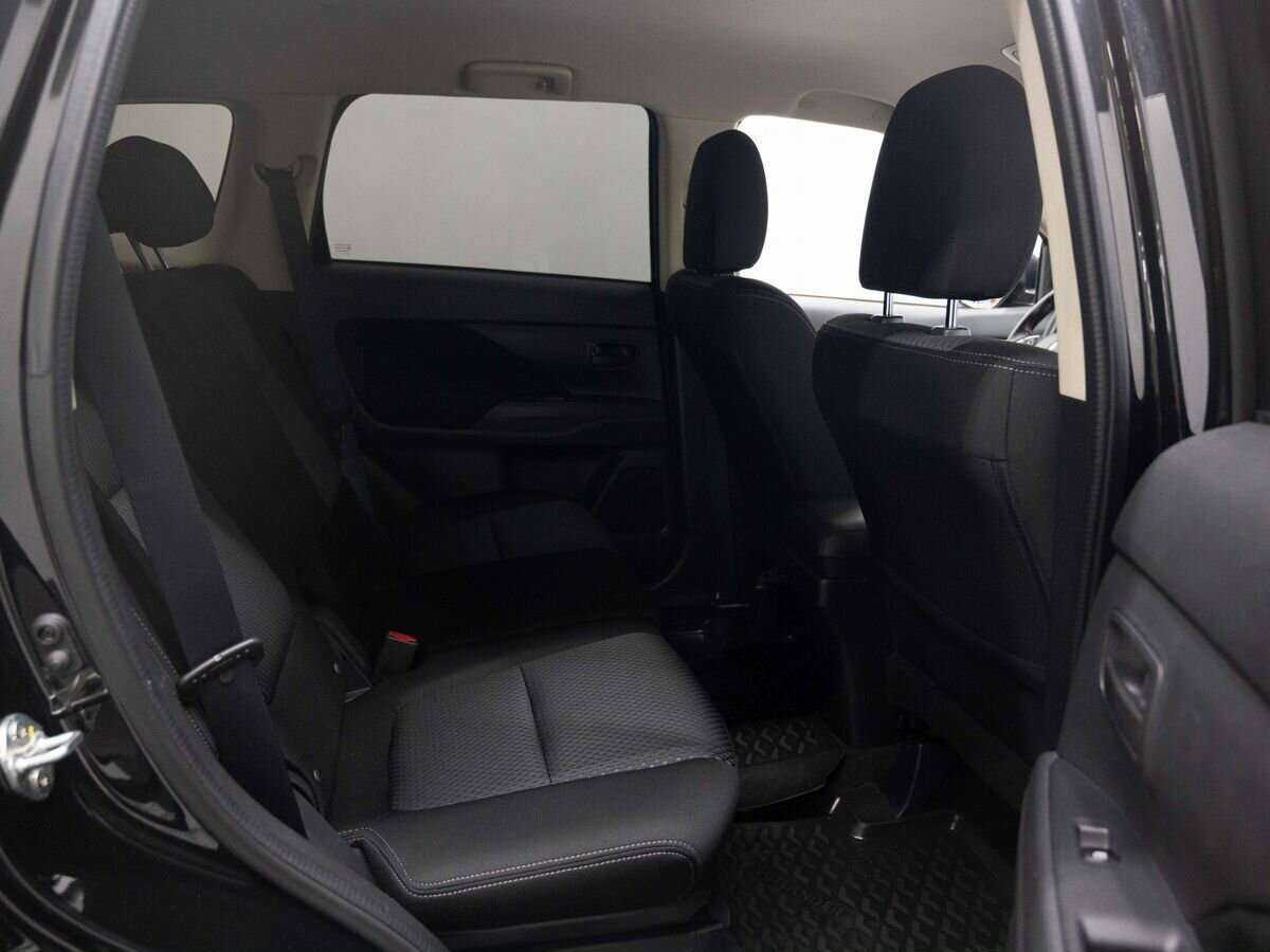 Купить Митсубиши Оутлэндер, 2016, 74 202 км.. Фото: #9