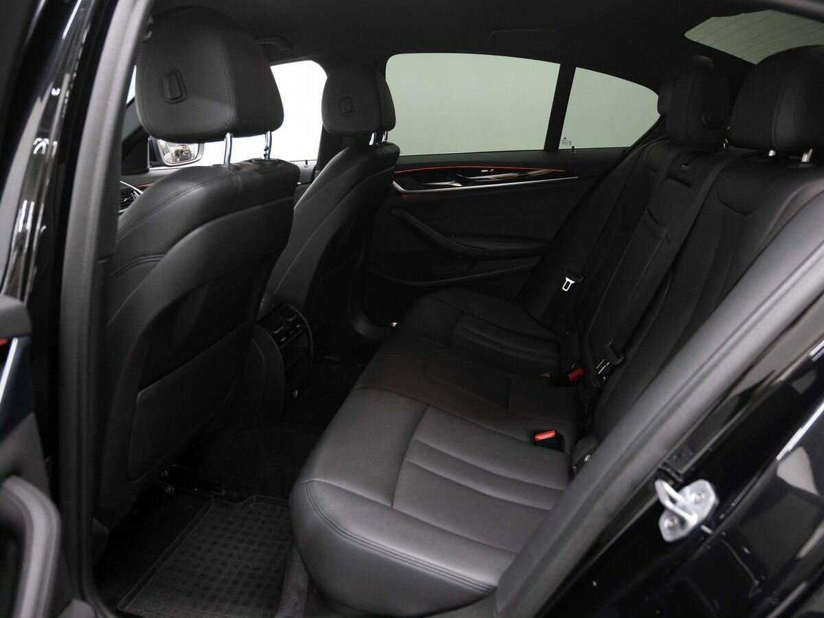 Купить BMW 5 серии, 2019, 231 000 км.. Фото: #8