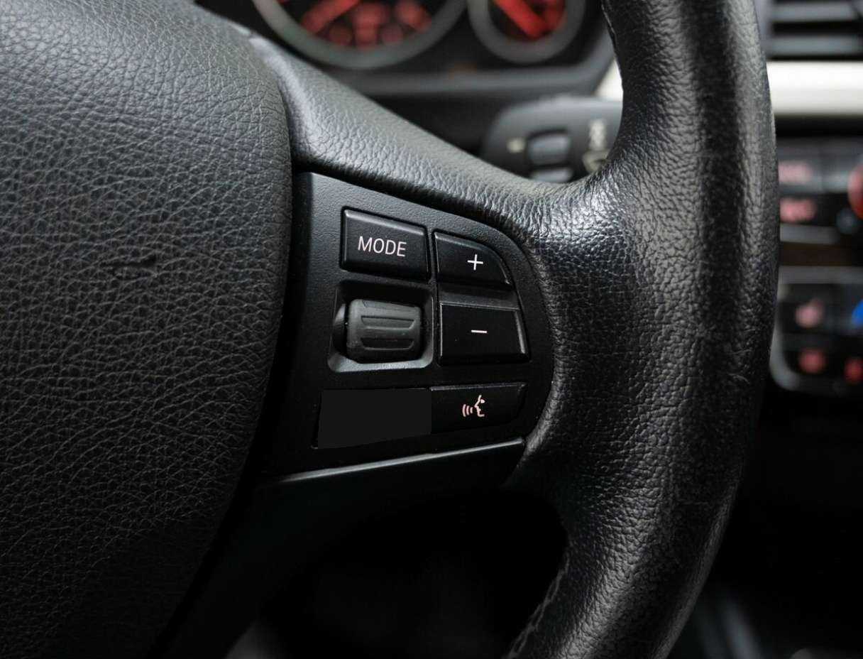 Купить BMW 3 серии, 2015, 133 632 км.. Фото: #18