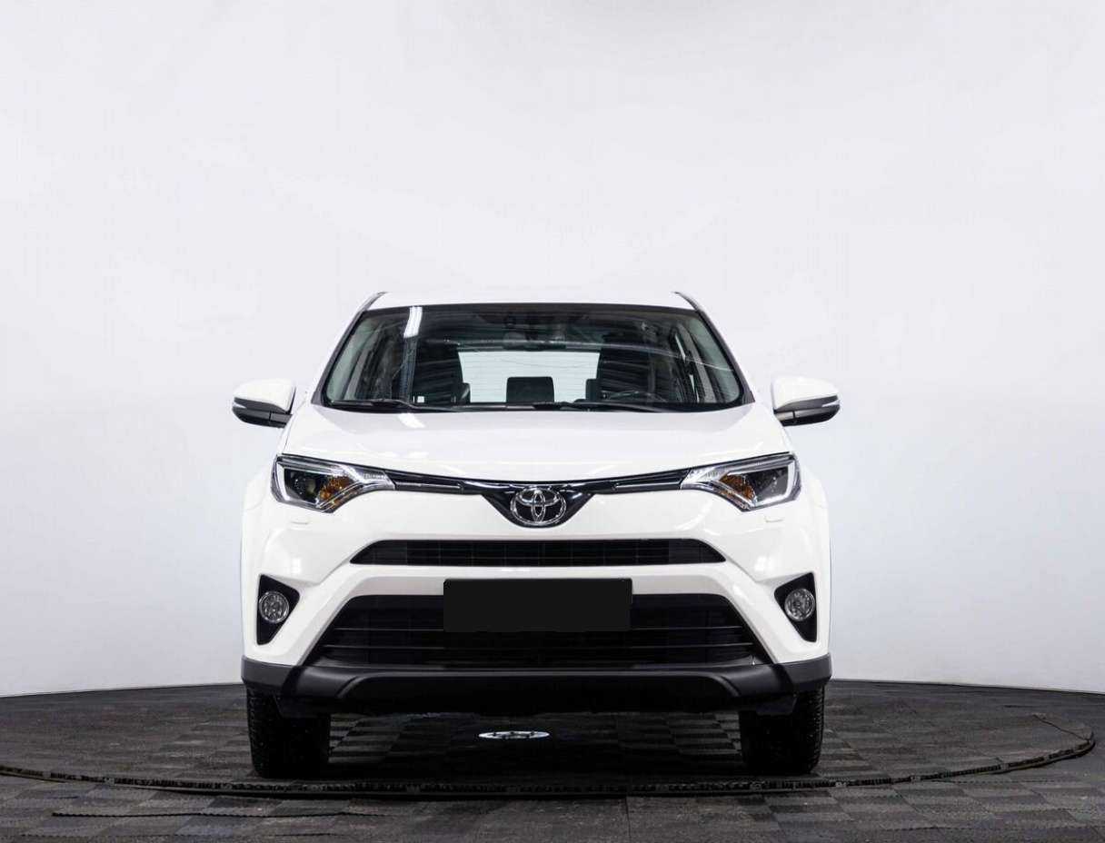 Купить Toyota RAV4, 2018, 46 500 км.. Фото: #1