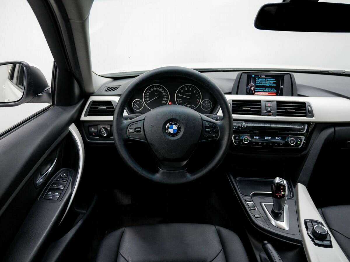 Купить BMW 3 серии, 2016, 168 000 км.. Фото: #10