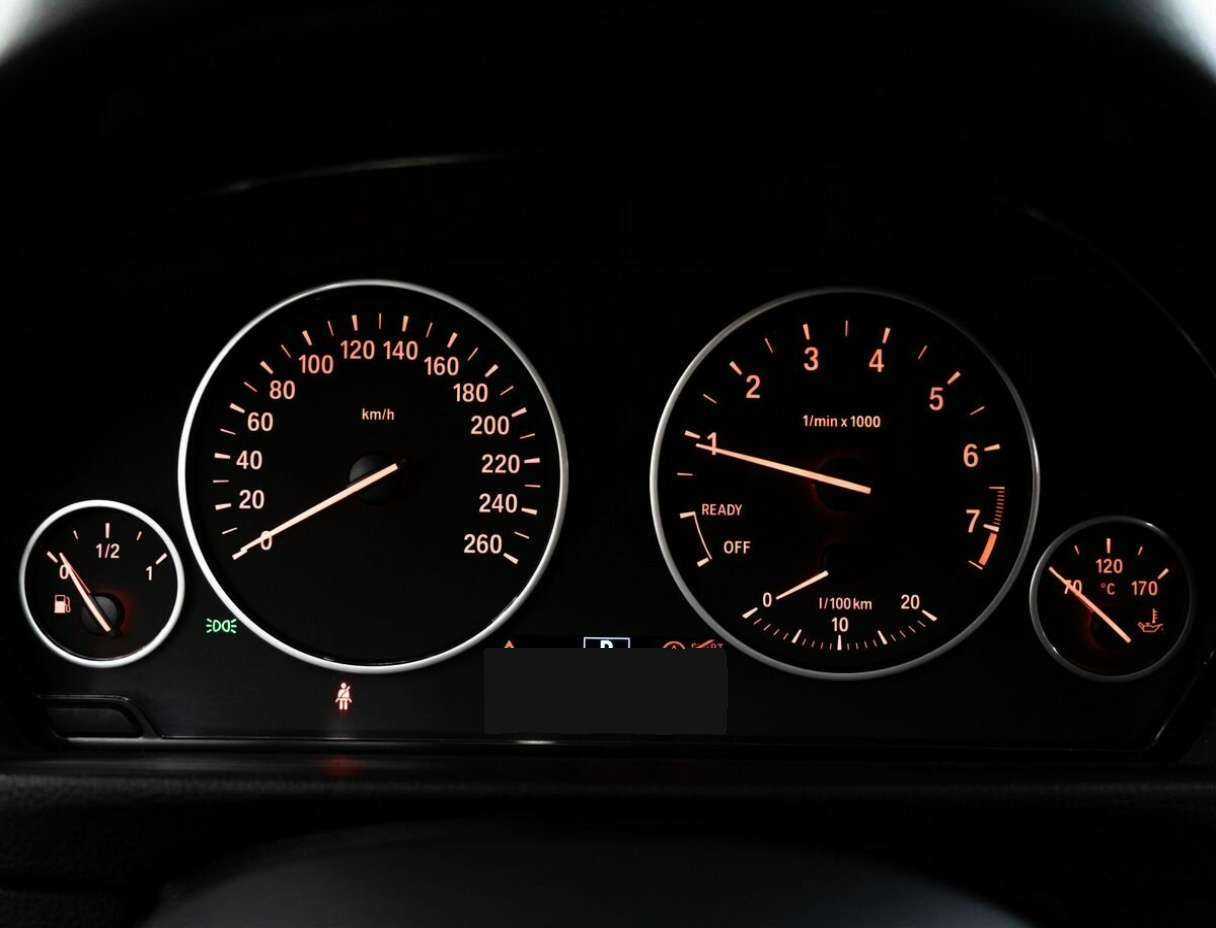 Купить BMW 3 серии, 2015, 119 000 км.. Фото: #11