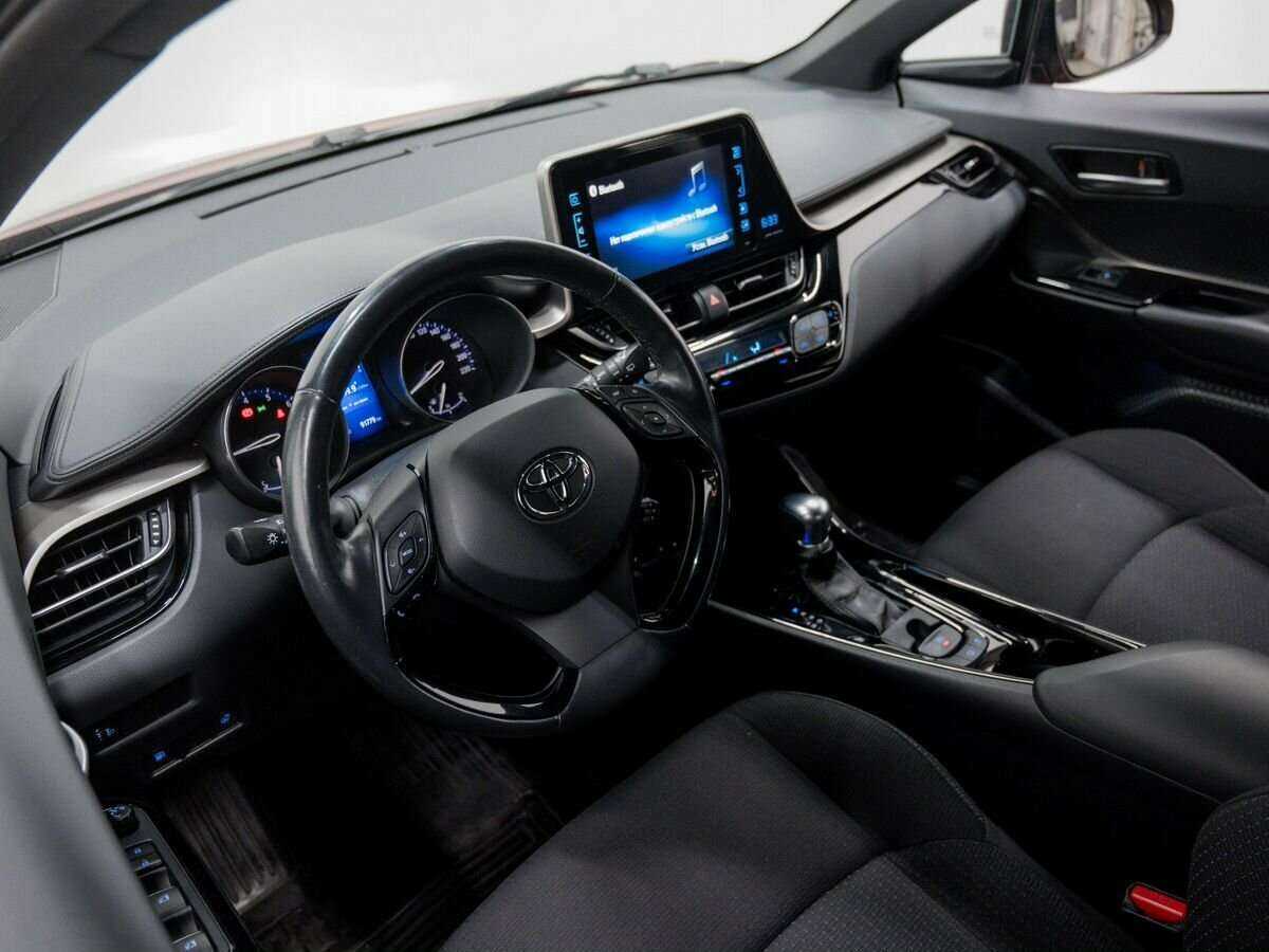 Купить Toyota C-HR, 2018, 91 000 км.. Фото: #10