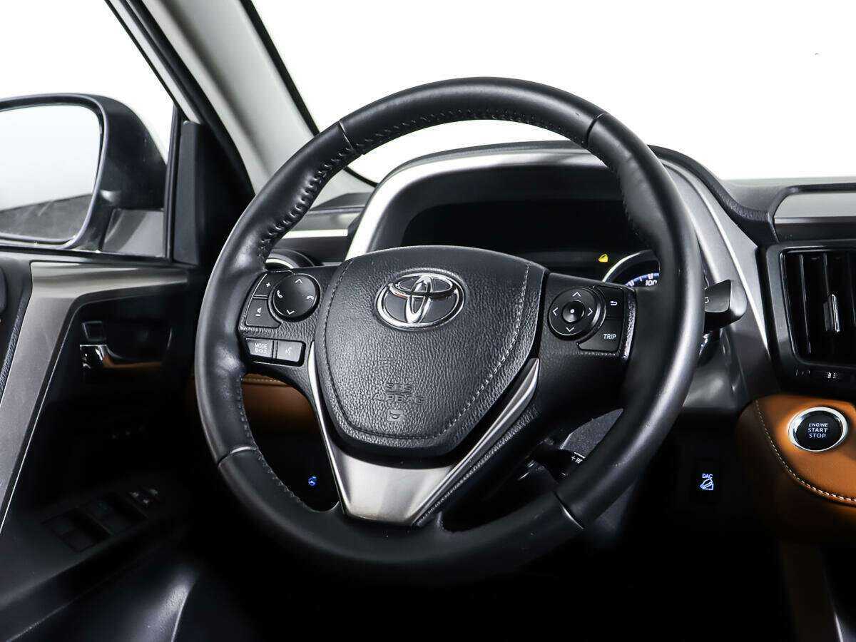 Купить Toyota RAV4, 2018, 99 985 км.. Фото: #12