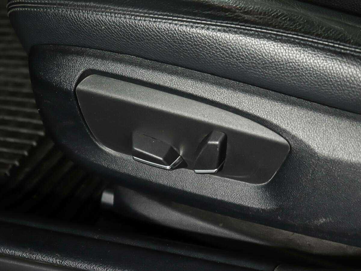 Купить BMW 5 серии, 2013, 129 299 км.. Фото: #17