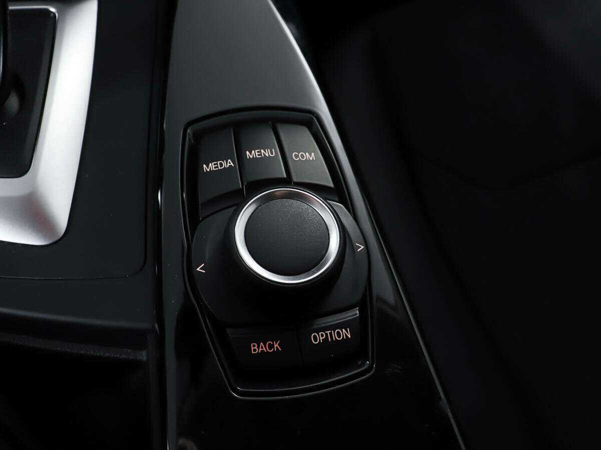 Купить BMW 3 серии, 2017, 113 893 км.. Фото: #22