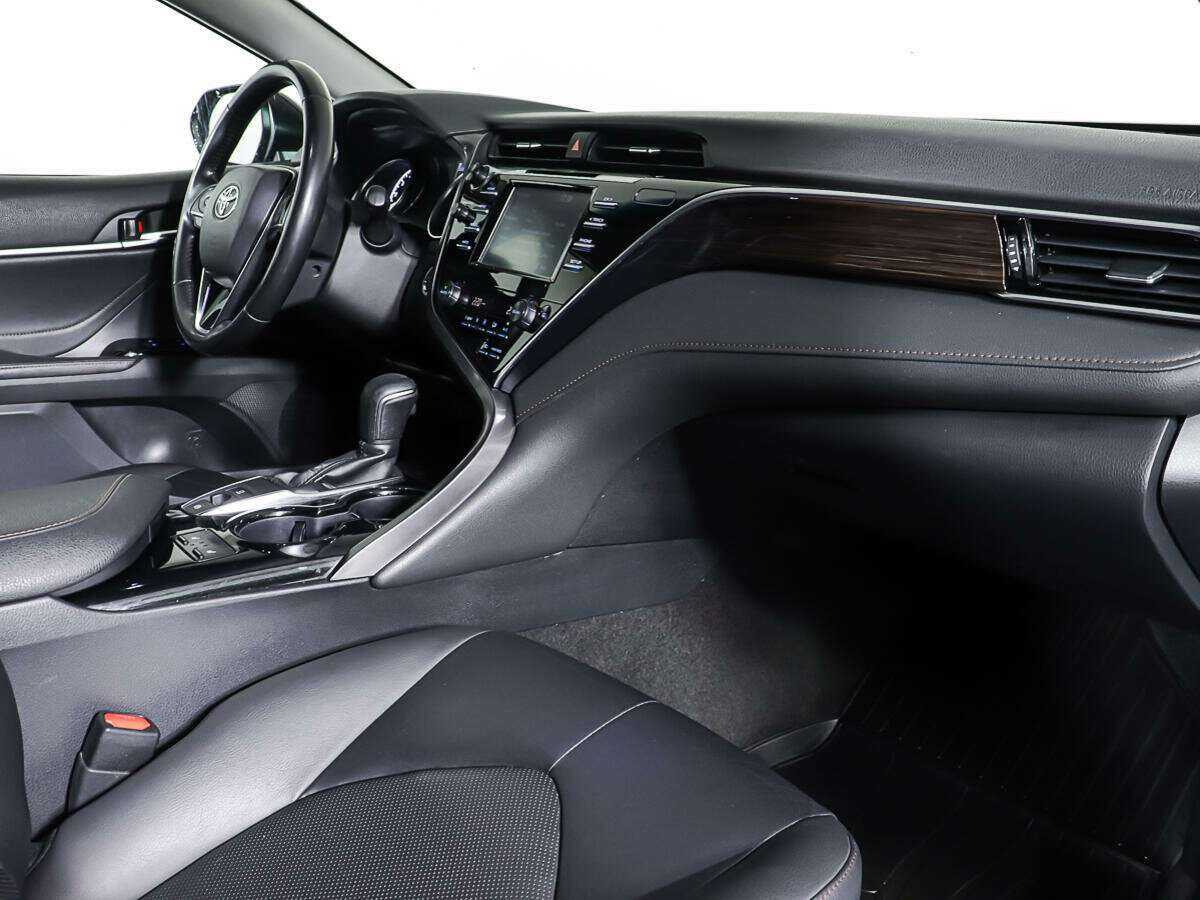Купить Toyota Camry, 2020, 212 127 км.. Фото: #7