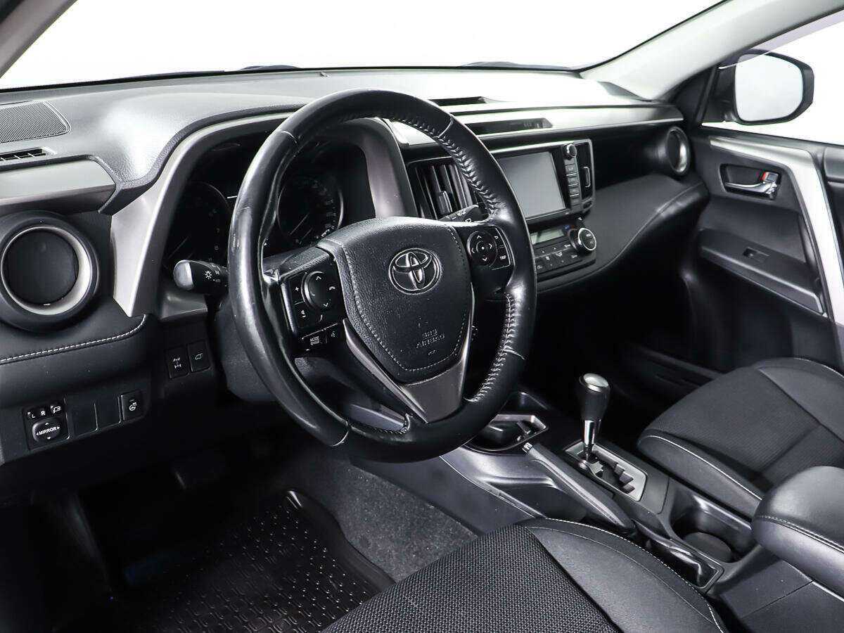 Купить Toyota RAV4, 2019, 119 238 км.. Фото: #12